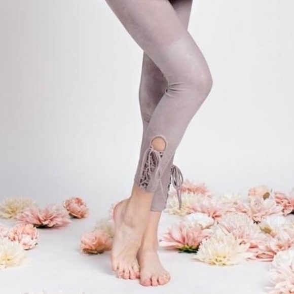 Lace Up Side Detailed Washed Out Leggings - Picture 2 of 3